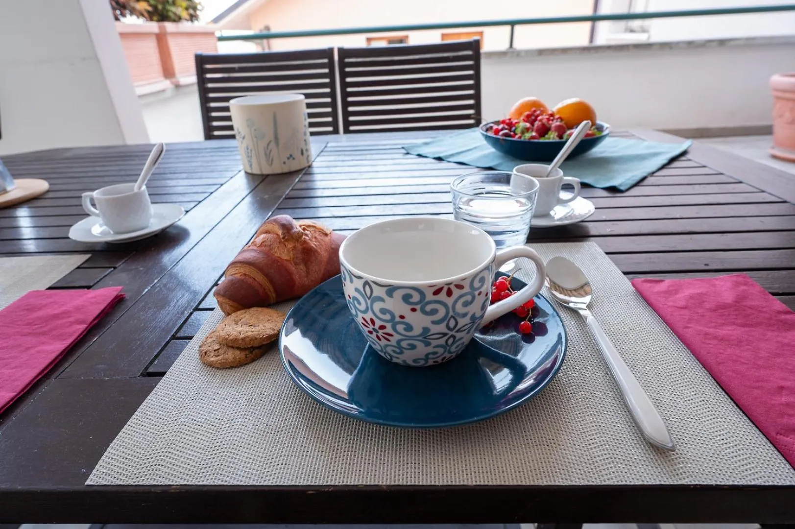 Italian Vacation Homes - Easy Living Iseo Lake Predore 0*,